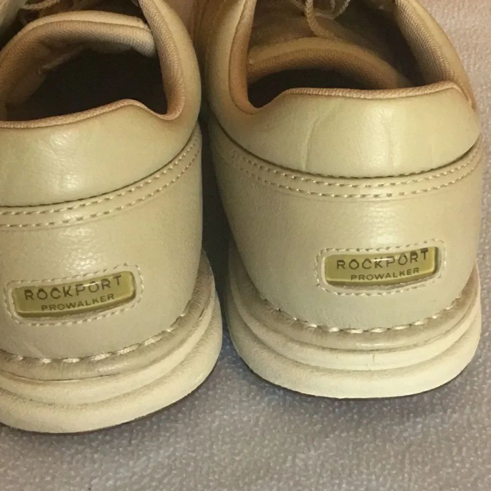ROCKPORT PROWALKER in size 11 - Picture 14 of 16